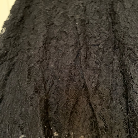 Black Lace Abercrombie & Fitch Shorts - Picture 2 of 4